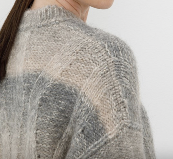 Maglione a trecce - immagine 2